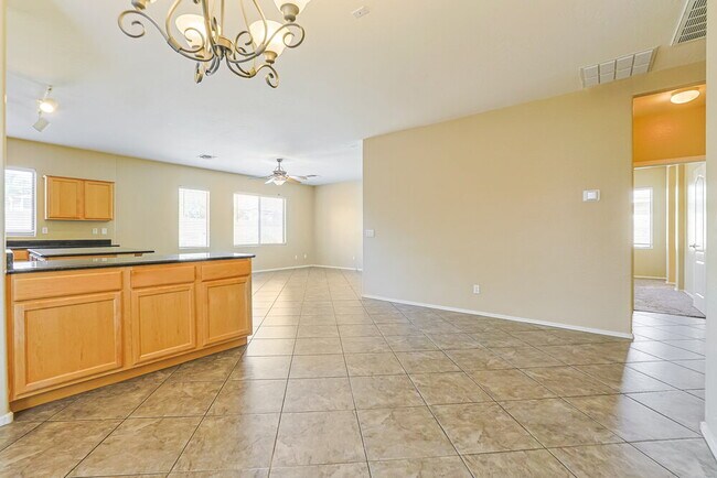 Building Photo - 3705 E Jaguar Ave