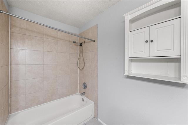 Building Photo - 352 Spring Branch Ln