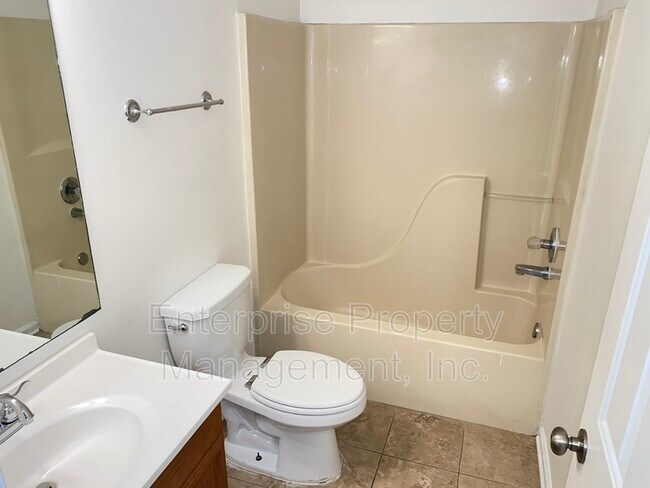 Building Photo - 7125 Showboat Ln