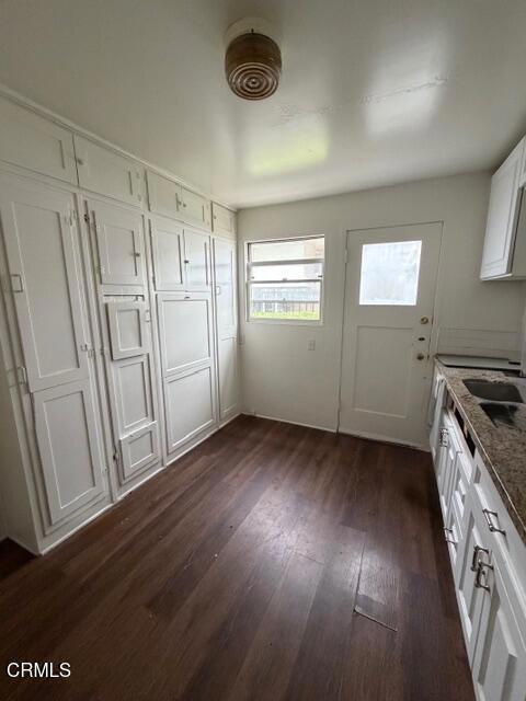 Building Photo - 68 N Fir St