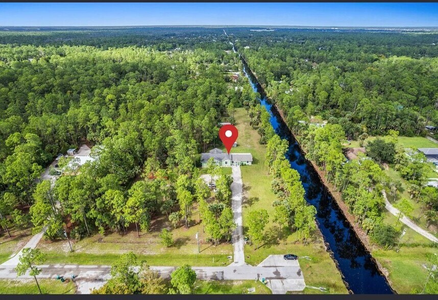 Building Photo - 271 12th Ave NE