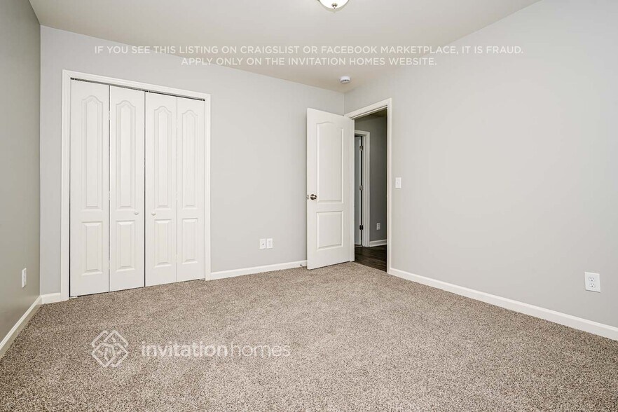 Building Photo - 2812 Harcourt Dr