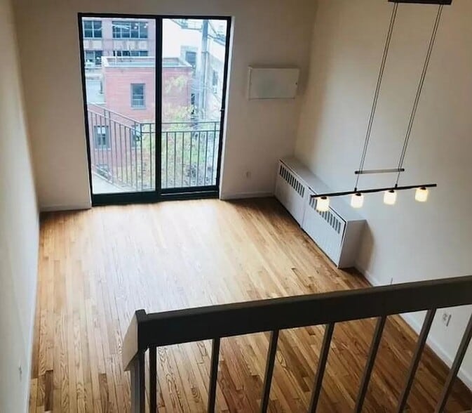 Primary Photo - 234 E 23rd St