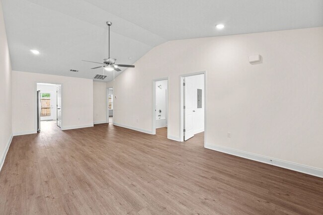 Building Photo - 2219 Archer Ln
