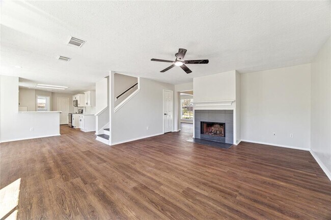 Building Photo - 18603 Timber Twist Dr