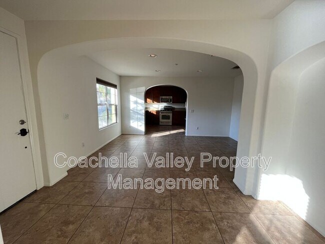 Building Photo - 235 Paseo Gregario