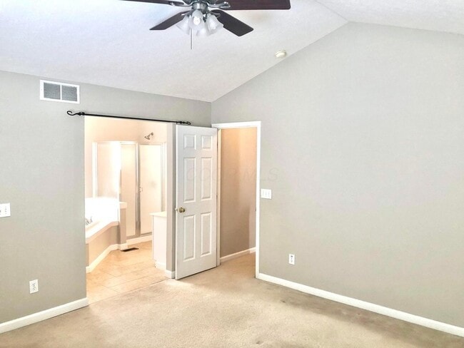 Building Photo - 2916 Abbey Knoll Dr