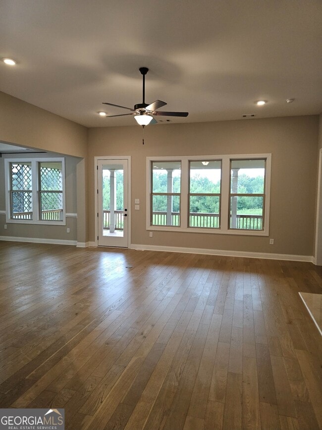 Building Photo - 609 Tulip Poplar Dr