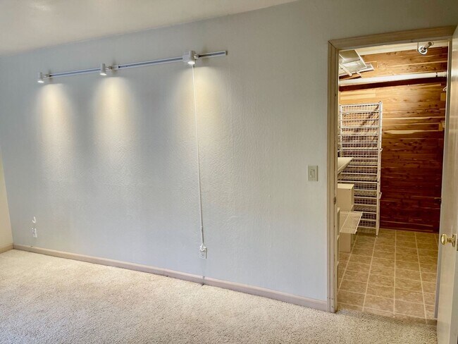 Building Photo - LIVE AT THE RESORT - Upgraded 1 Bedroom Co...