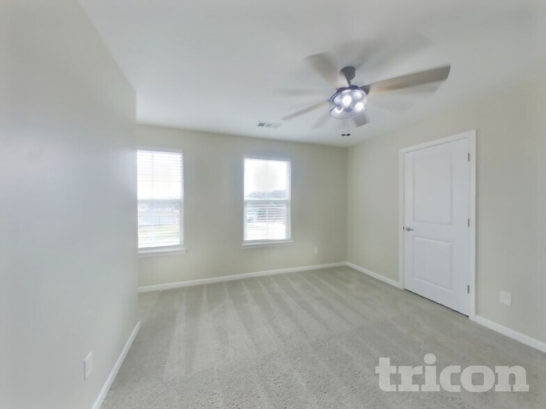 Building Photo - 2904 Cherry Point Ln