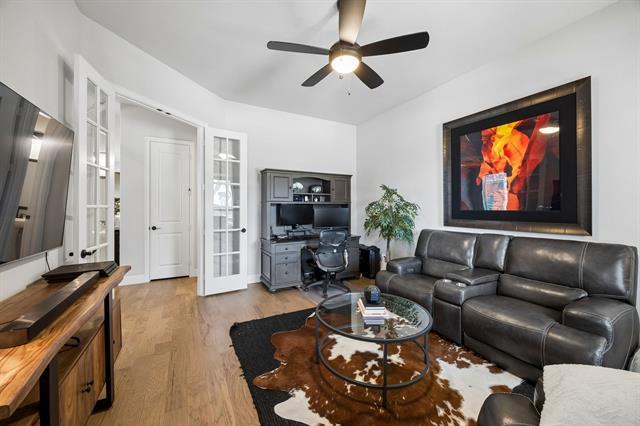 Building Photo - 406 Worthing Way