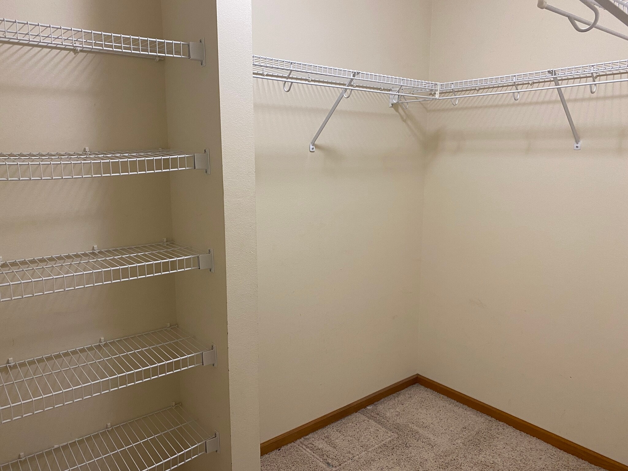 Building Photo - 2011 SW Reunion Cir