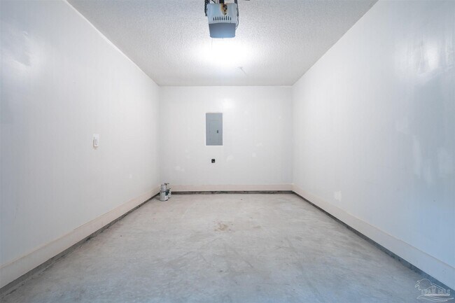 Building Photo - 397 Crooked Pine Trail