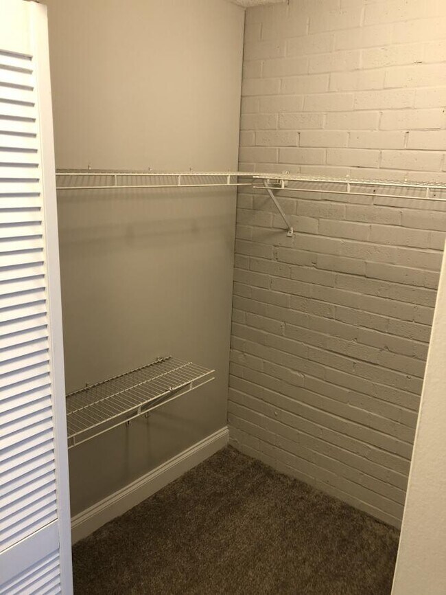 Building Photo - 2 bedroom in Framingham MA 01702