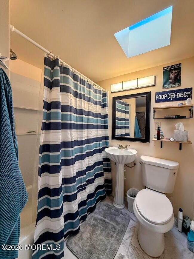 Building Photo - 115 Bay Pkwy