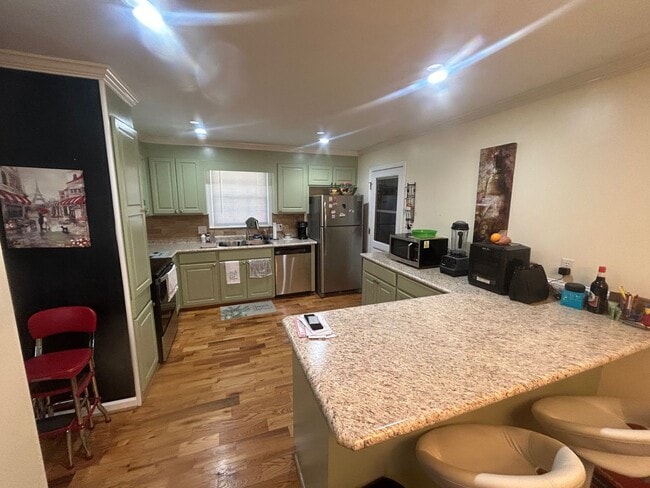 Building Photo - 3220 Woodsen Cir