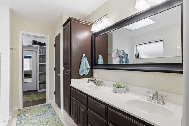 Building Photo - 1513 NW 185th St