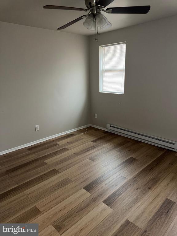 Building Photo - 658 Tara Dr