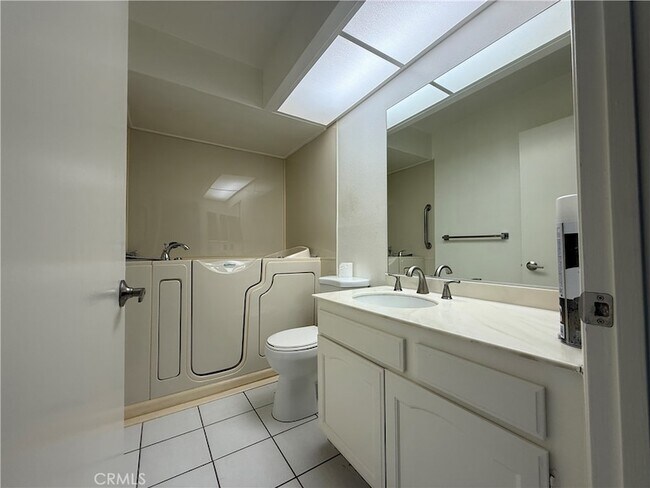 Building Photo - 3330 Bahia Blanca E