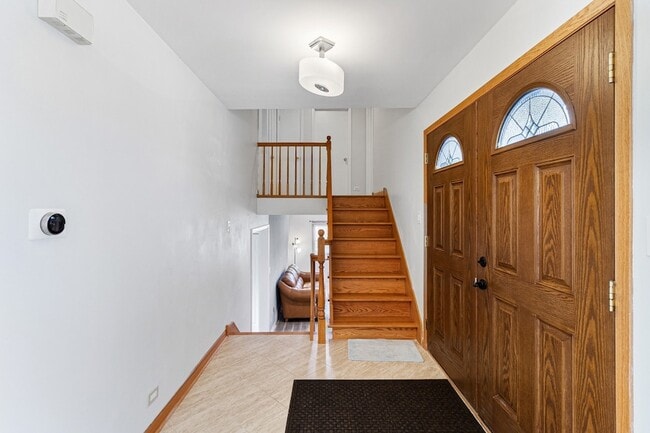 Building Photo - 2430 S Shag Bark Trail