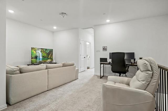 Building Photo - 6527 Baritone Ct