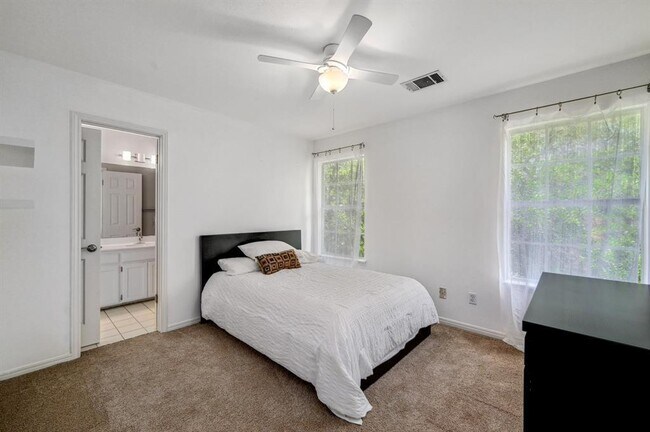 Building Photo - 8108 Asmara Dr
