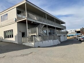 Building Photo - 8 Ferry Ln