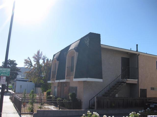 Building Photo - 205 N Buena Vista St