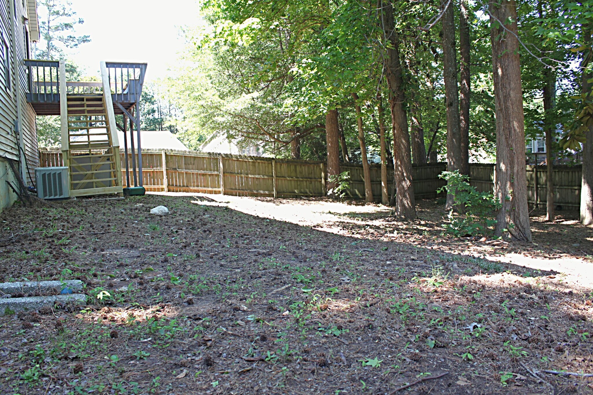 Large Backyard with Shade - 1095 Mountain Springs Dr NW