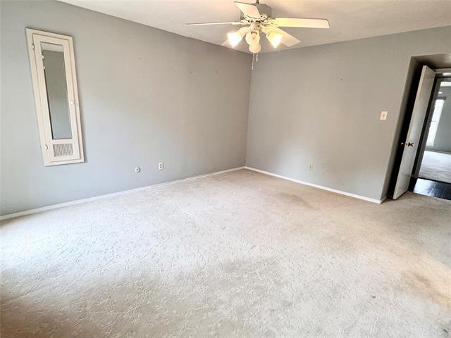 Building Photo - 4014 Ridglea Country Club Dr