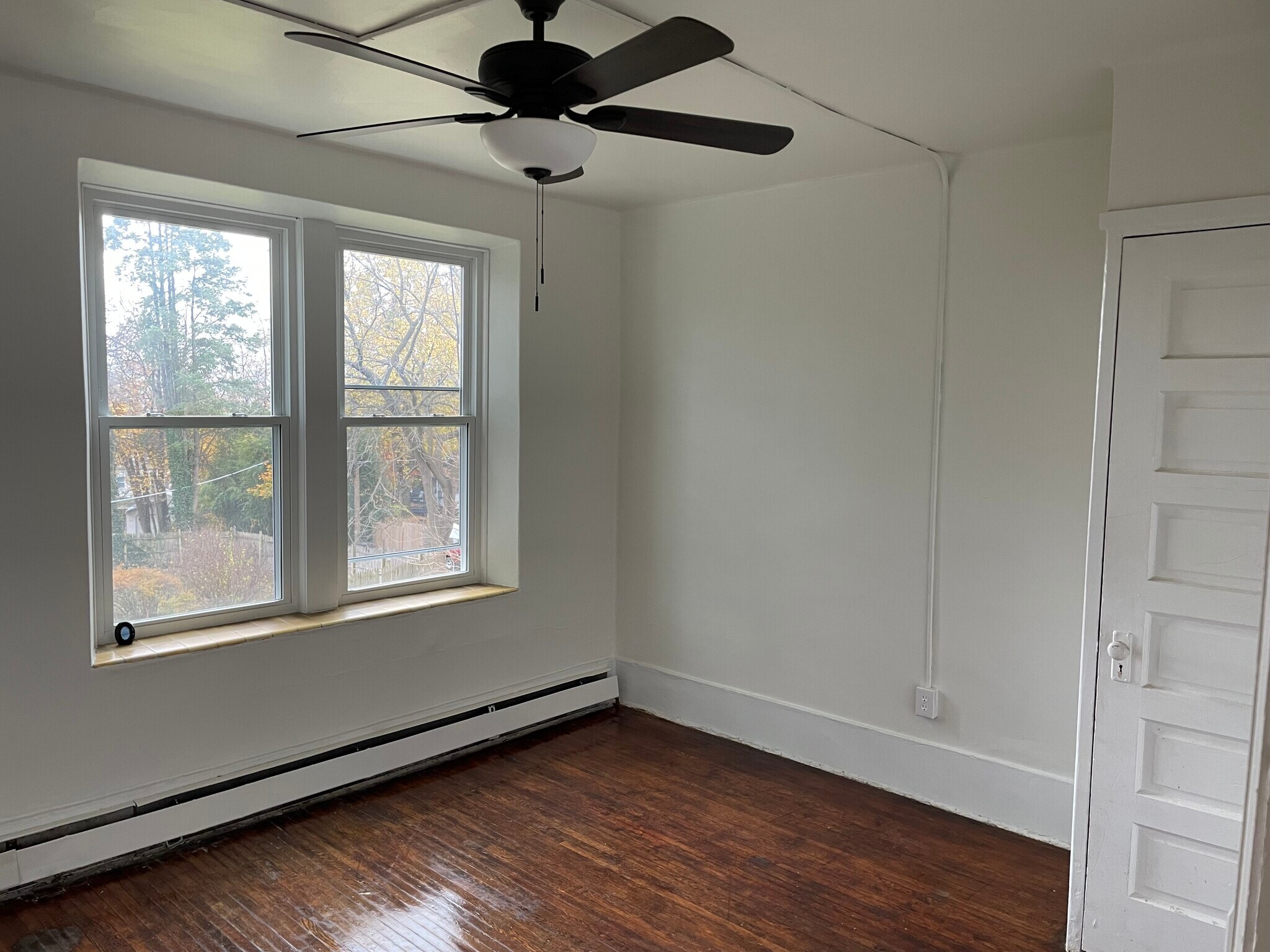 Building Photo - 608 S 24th St