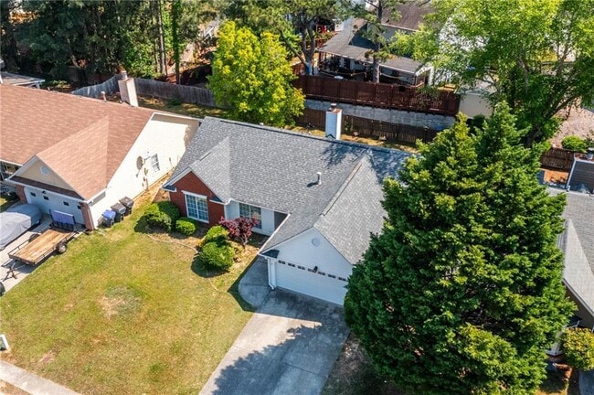 Building Photo - 2110 Racquet Club Cir NW