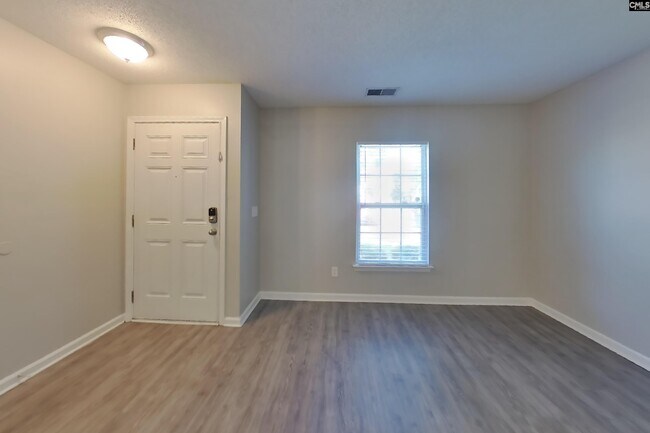 Building Photo - 80 Springway Dr