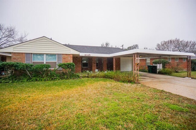 Building Photo - 4145 Sarong Dr