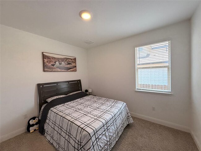 Building Photo - 18017 Stefano Dr