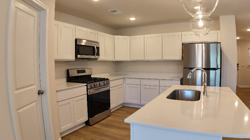 Building Photo - 205 Higher Ct