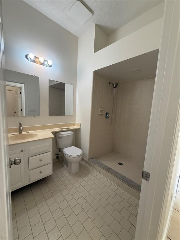 Building Photo - 14457 Mandolin Dr