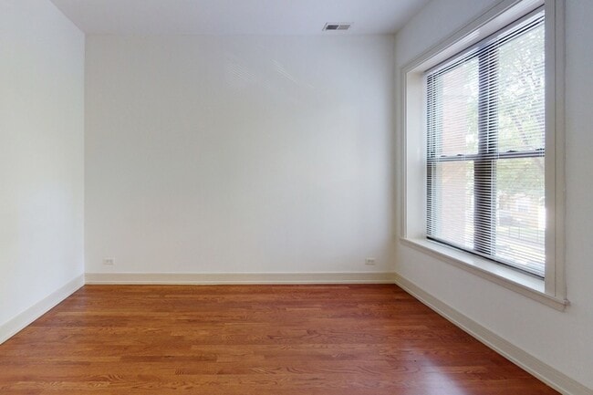 Floorplan - 5234-5244 S. Ingleside Avenue