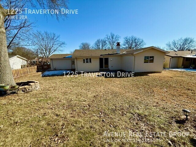 Building Photo - 1225 Traverton Dr