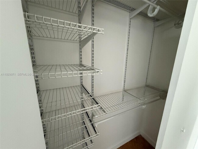 Building Photo - 2275 Biscayne Blvd Blvd