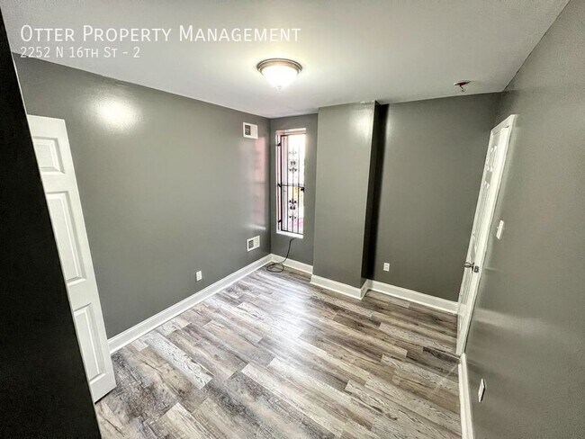 Building Photo - 2252 N 16th St