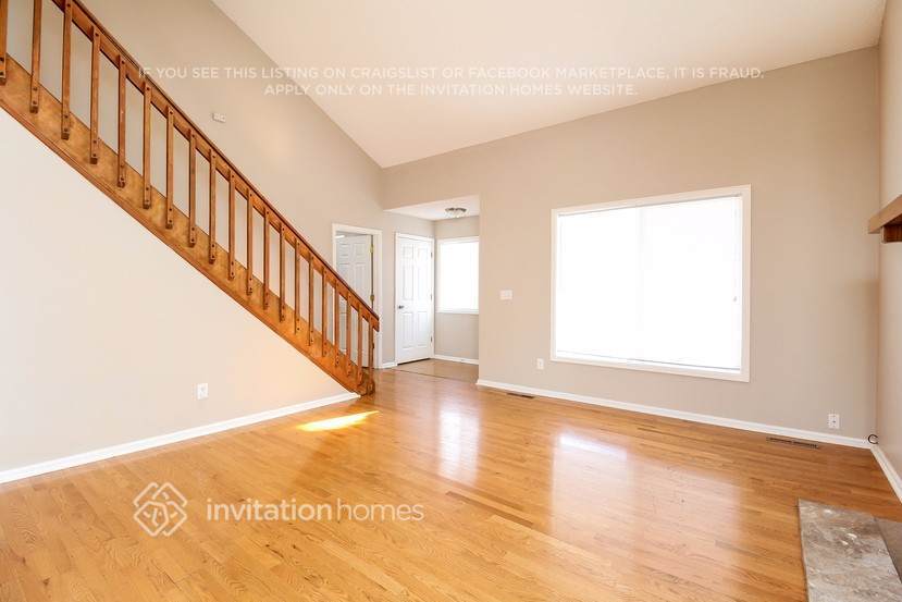 Building Photo - 11701 E Cornell Cir