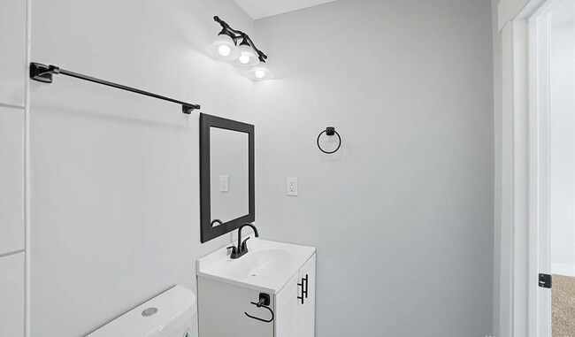 Building Photo - 1531 Chapel St