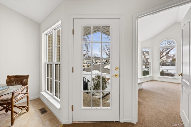 Building Photo - 1005 Constance Ln