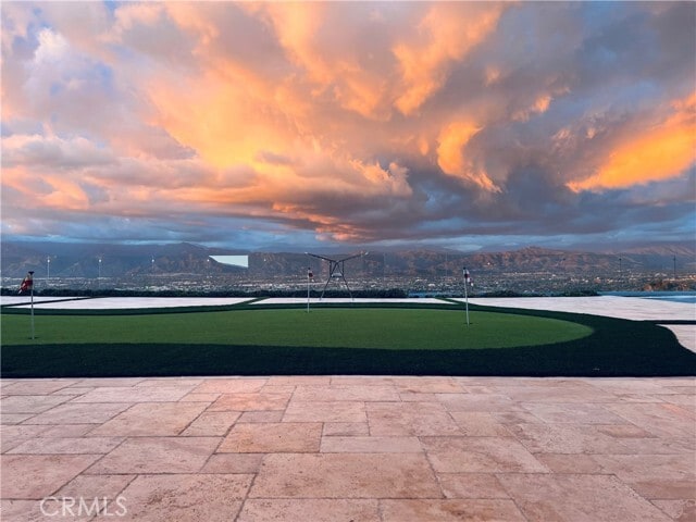 Building Photo - 1232 Inspiration
