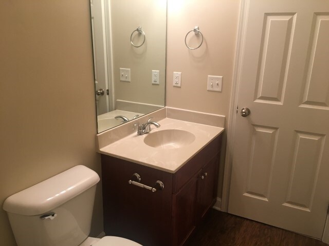 Building Photo - 132 Pine View Xing