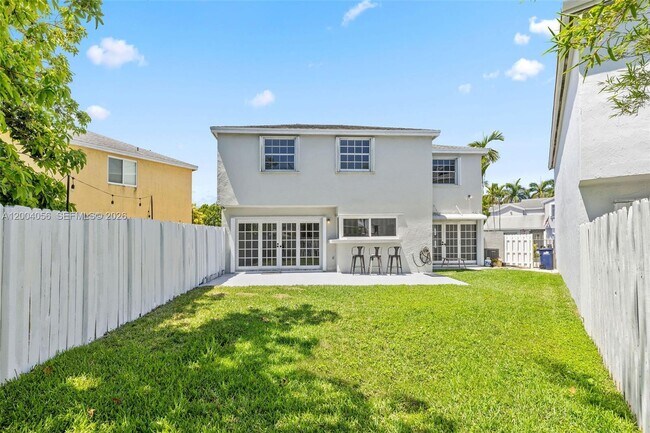 Building Photo - 9547 SW 146th Pl