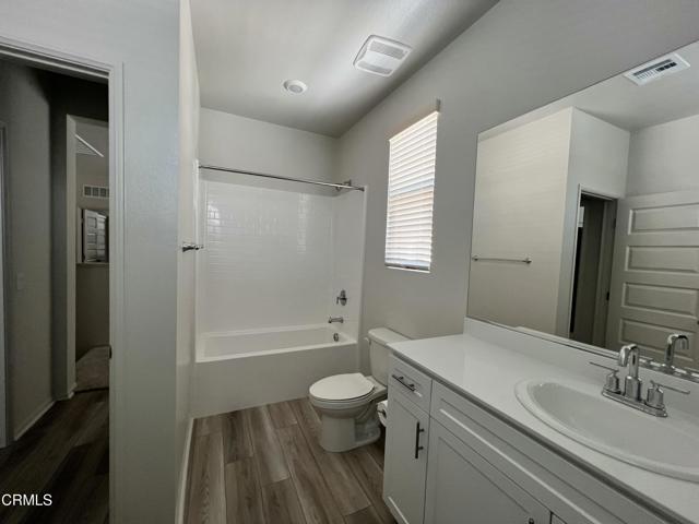 Building Photo - 40493 Birchfield Dr