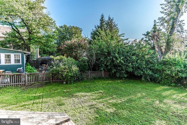 Building Photo - 2759 W George Mason Rd