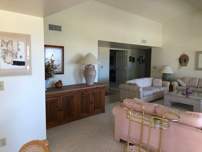 Building Photo - Amazing Golf Course Home in 45+ Active Adult Resort Community!!!  Available for April 16, 2026 th...